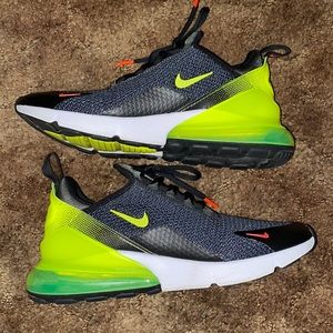 Nike air max 270 retro future